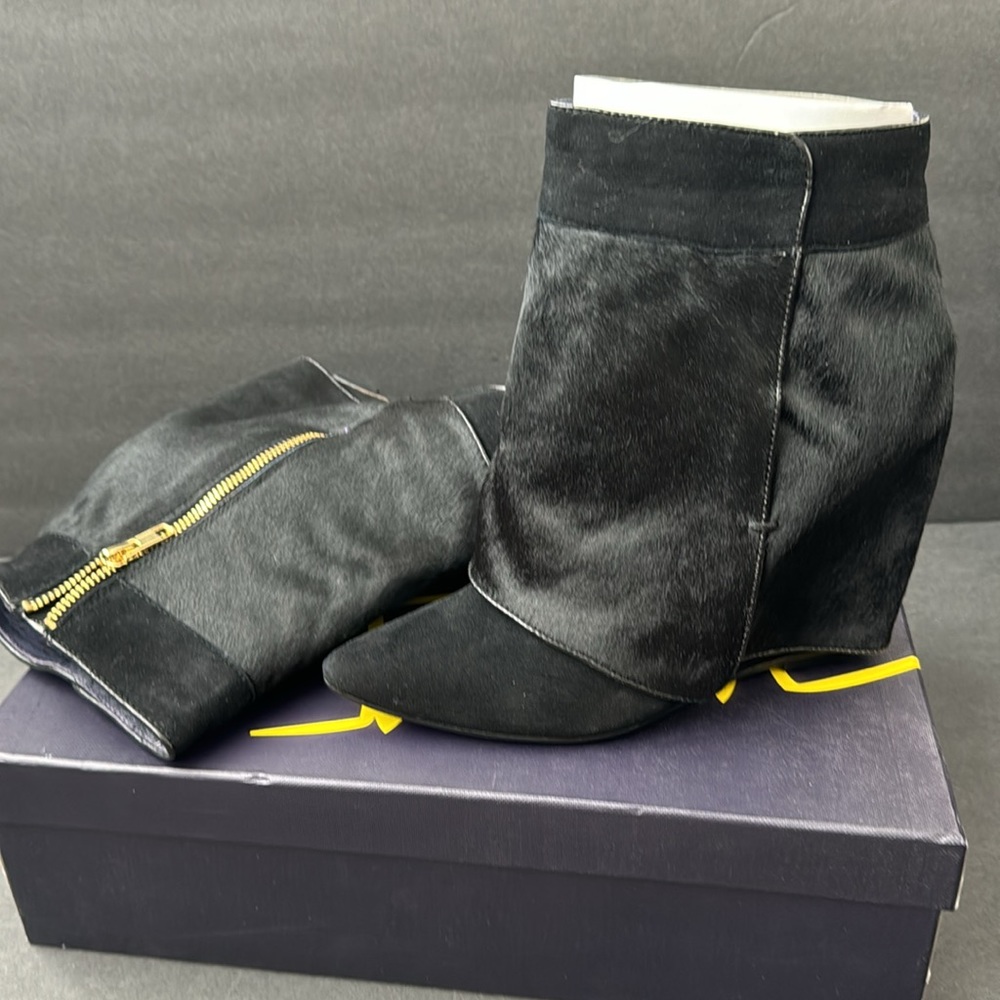 NIB London Trash Siri Suede and calf hair wedge Heel Boots Black Size 7 - Picture 10 of 12